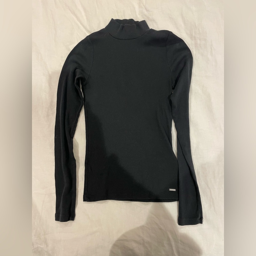Hollister - Black Mock Neck Long-Sleeve